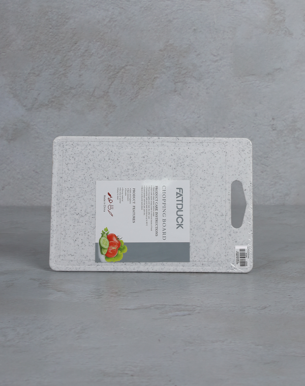 HOME & ME Plastic Cutting Board