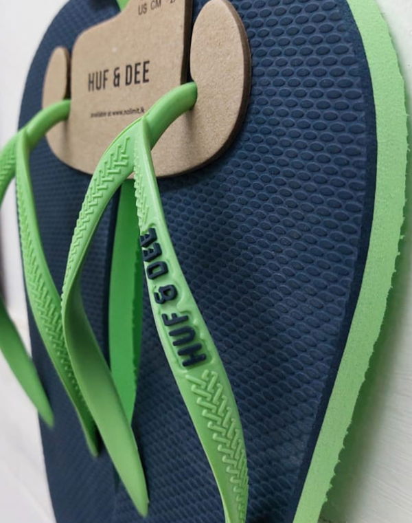 HUF & DEE Women's V-Strap Flip Flops