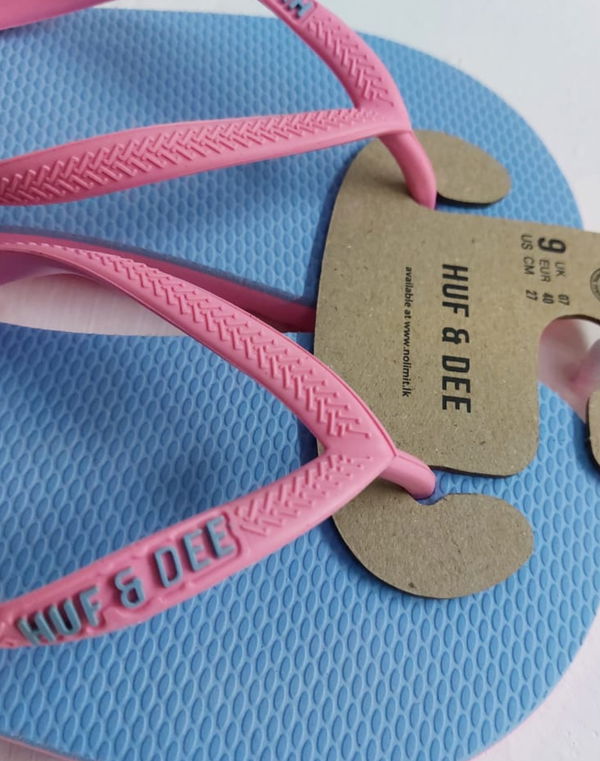 HUF & DEE Women's V-Strap Flip Flops