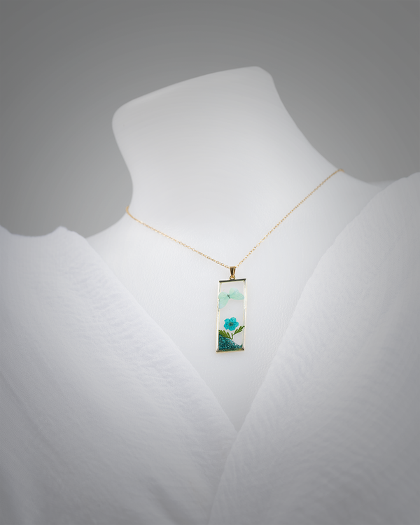 NOLIMIT Women's Pendent Necklace