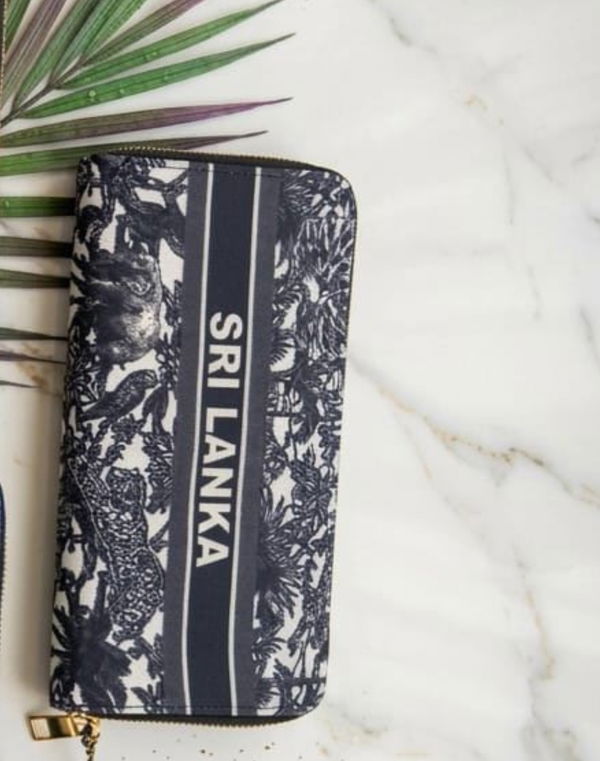 NOLIMIT Zip Around Printed Wallet Purse Black