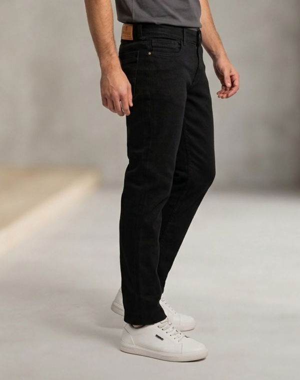 TOM DAVID Men's Regular Fit Standard Waist Jeans Black