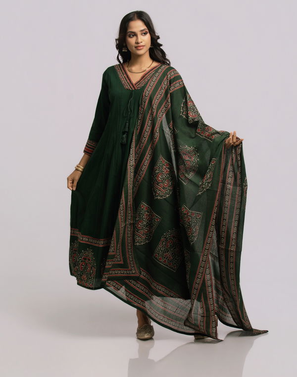 Women's Frock Style V Neck Printed Shalwar Green