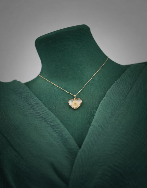 NOLIMIT Women's Pendent Necklace