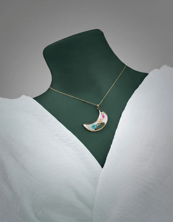 NOLIMIT Women's Pendent Necklace