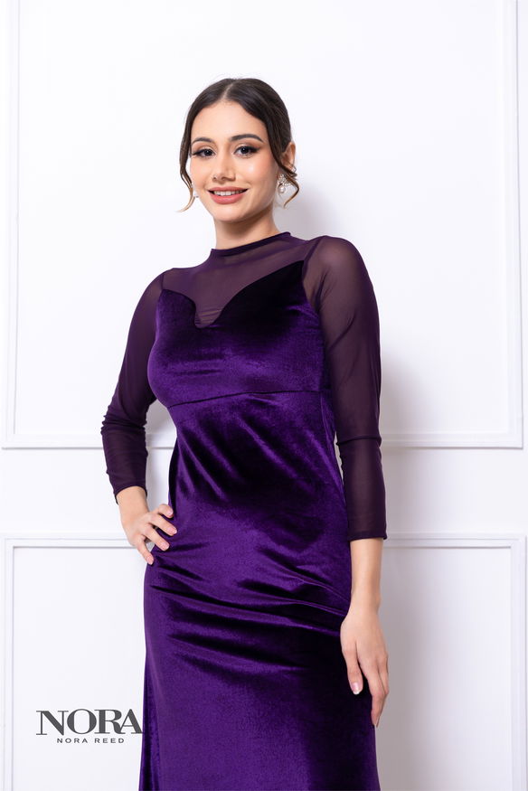 VELVET SWEETHEART NECKLINE MESH DETAILED LONG SLEEVE MAXI DRESS PURPLE