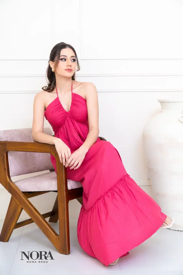 Top Ruched Detailed Halter Neck Maxi Dress